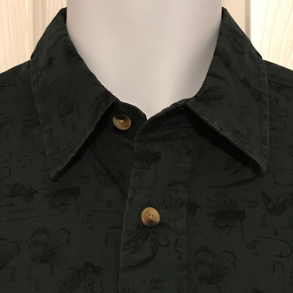 Deep green fly fishing print cotton button down - Picture 2 of 5